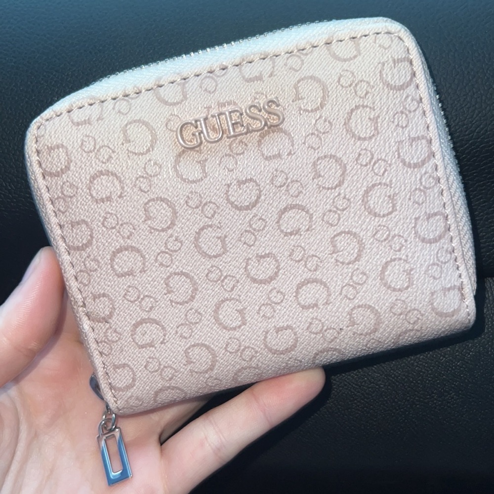 Guess Mini Wallet